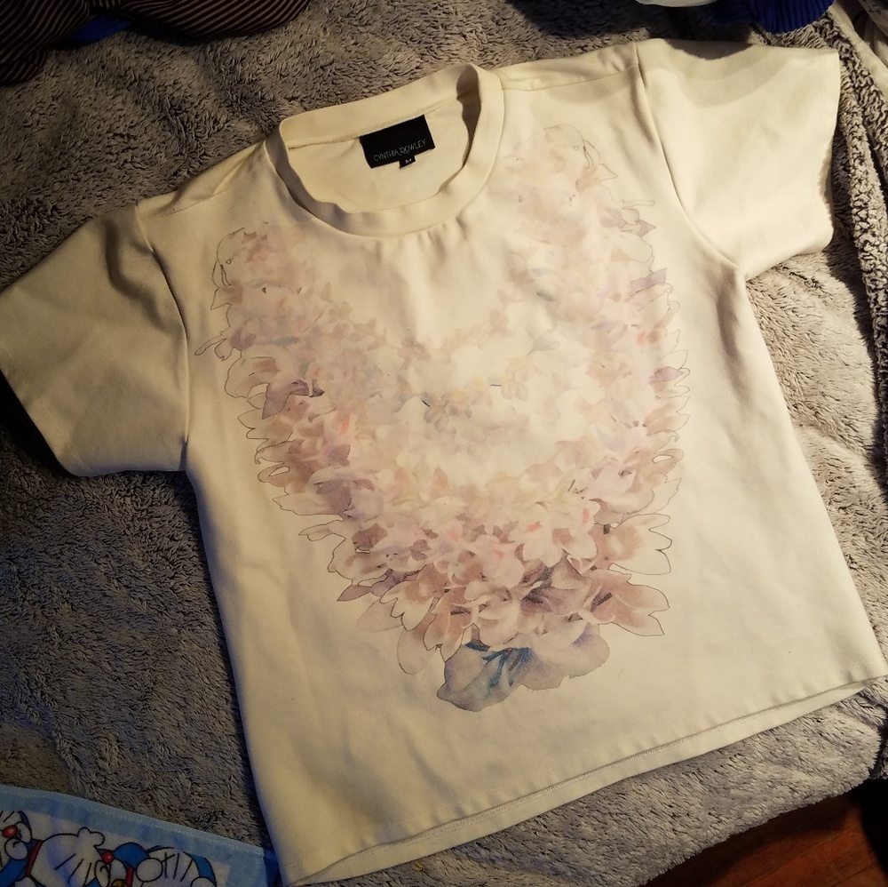 💐 Cynthia Rowley Floral Sweater Tee 💐